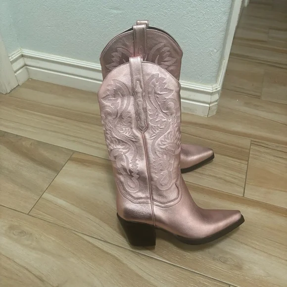 Jeffery Campbell Dagget in Pink Metallic - Picture 6 of 12